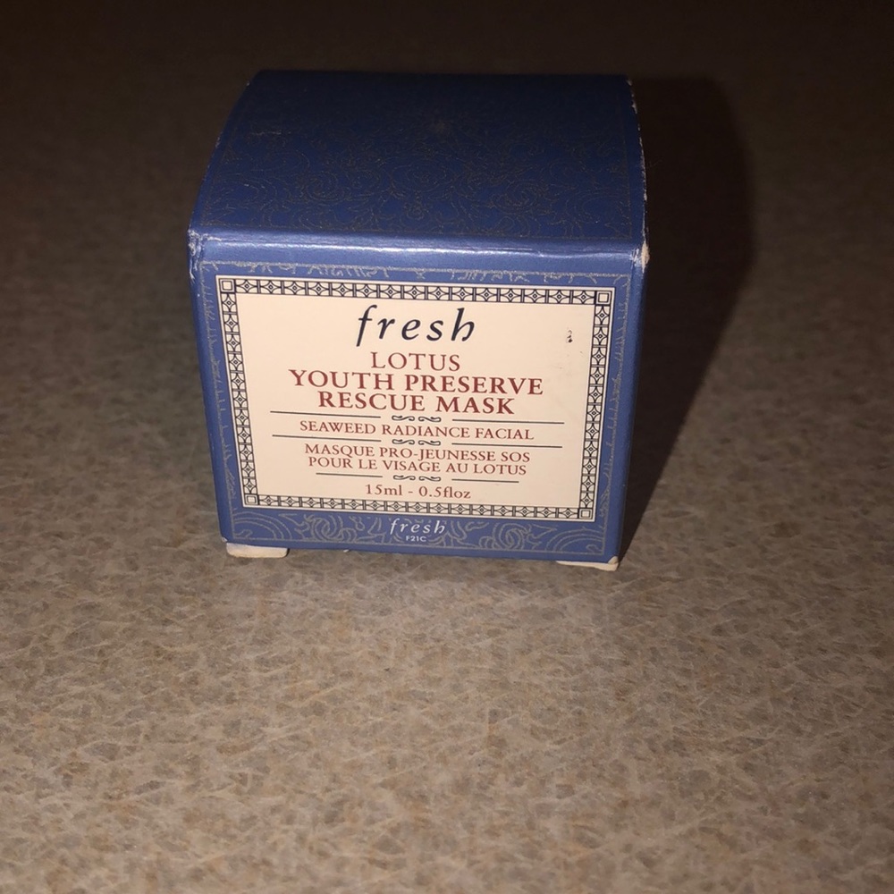 Fresh lotus rescue mask